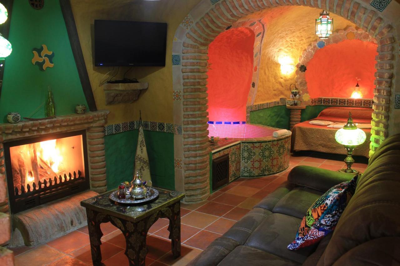 Casas Cueva Cazorla Guest House Hinojares ภายนอก รูปภาพ